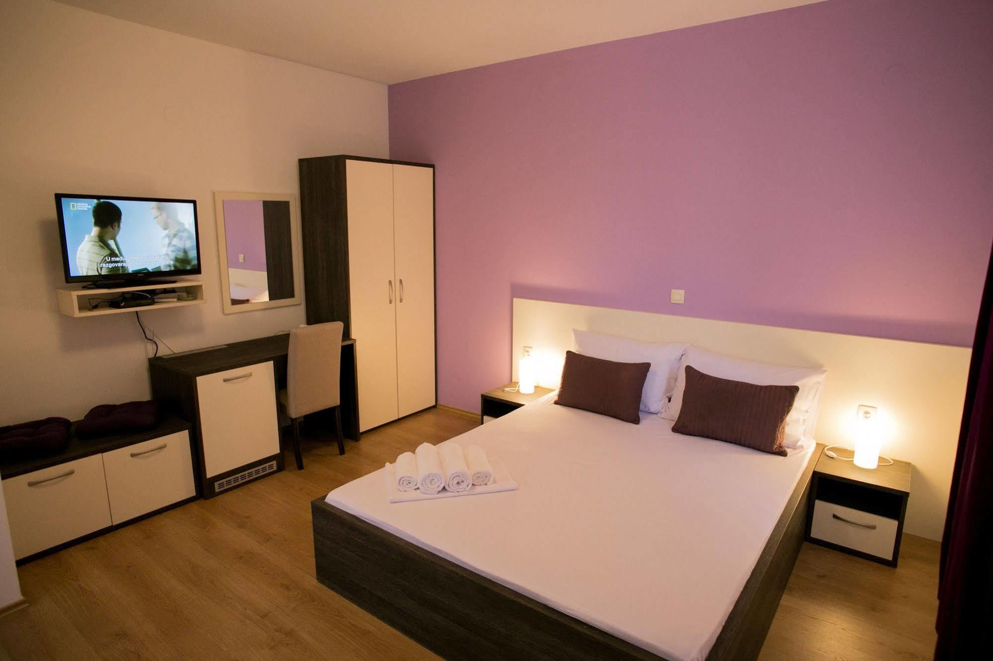Bed & Breakfast Marta & Tona Kustići Kültér fotó