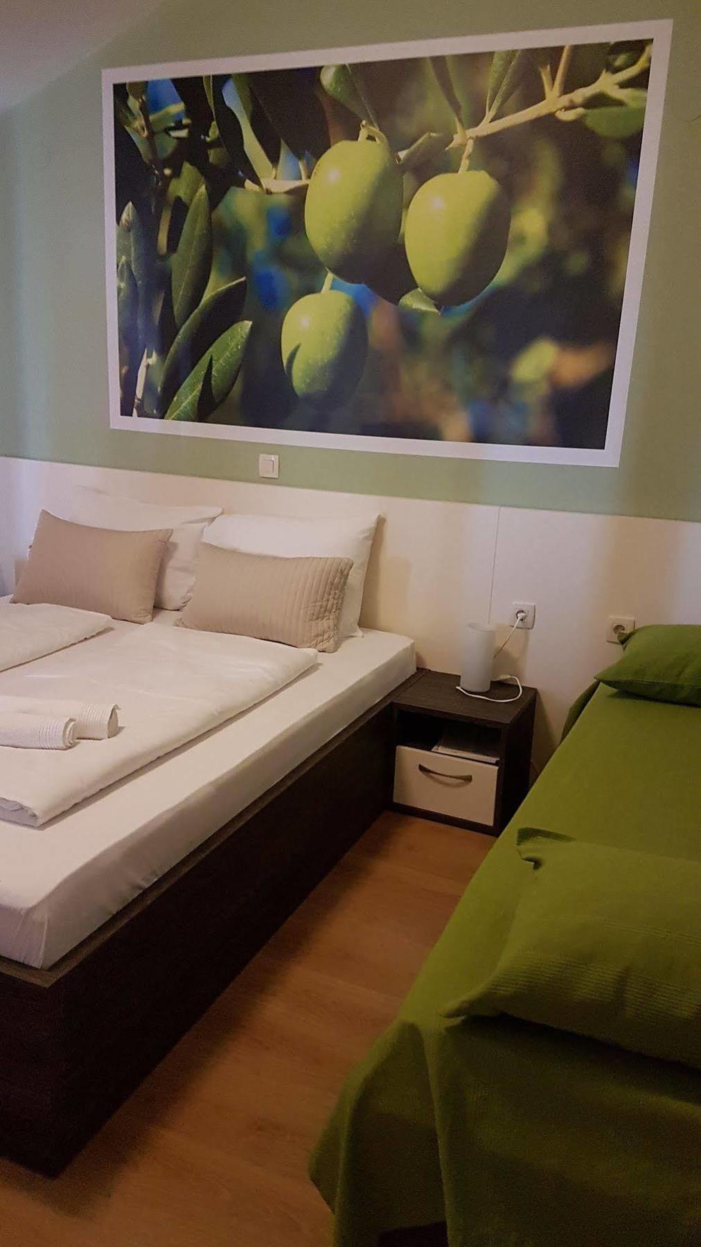 Bed & Breakfast Marta & Tona Kustići Kültér fotó